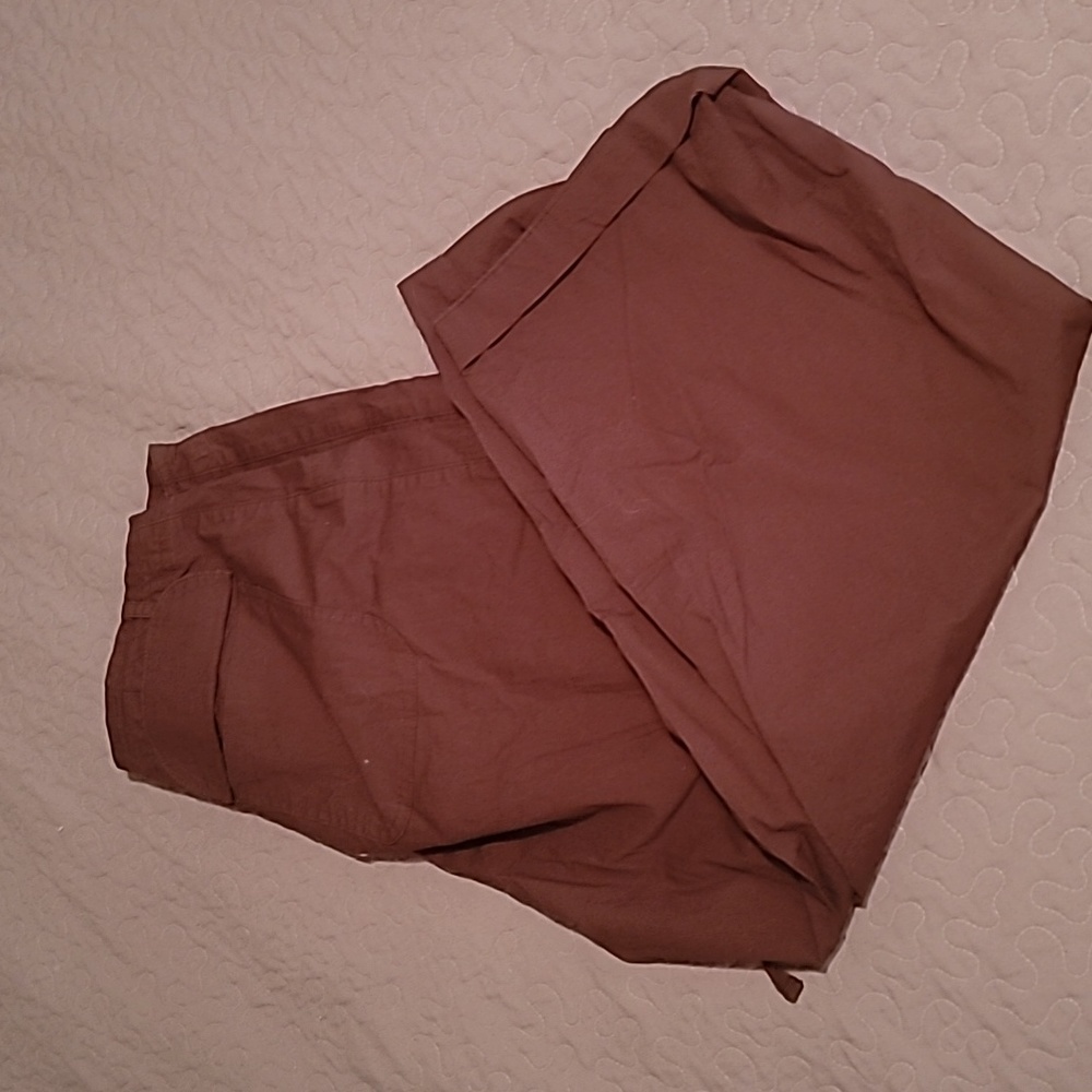Laura scott capris